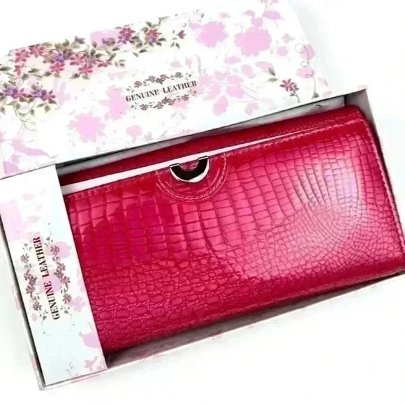 NWT Wallet Geniune Leather Crocodile gift box - Picture 2 of 5